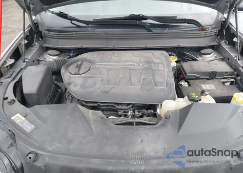 2019 Jeep Cherokee Limited 4X4 from USA, damaged, VIN 1C4PJMDXXKD451183